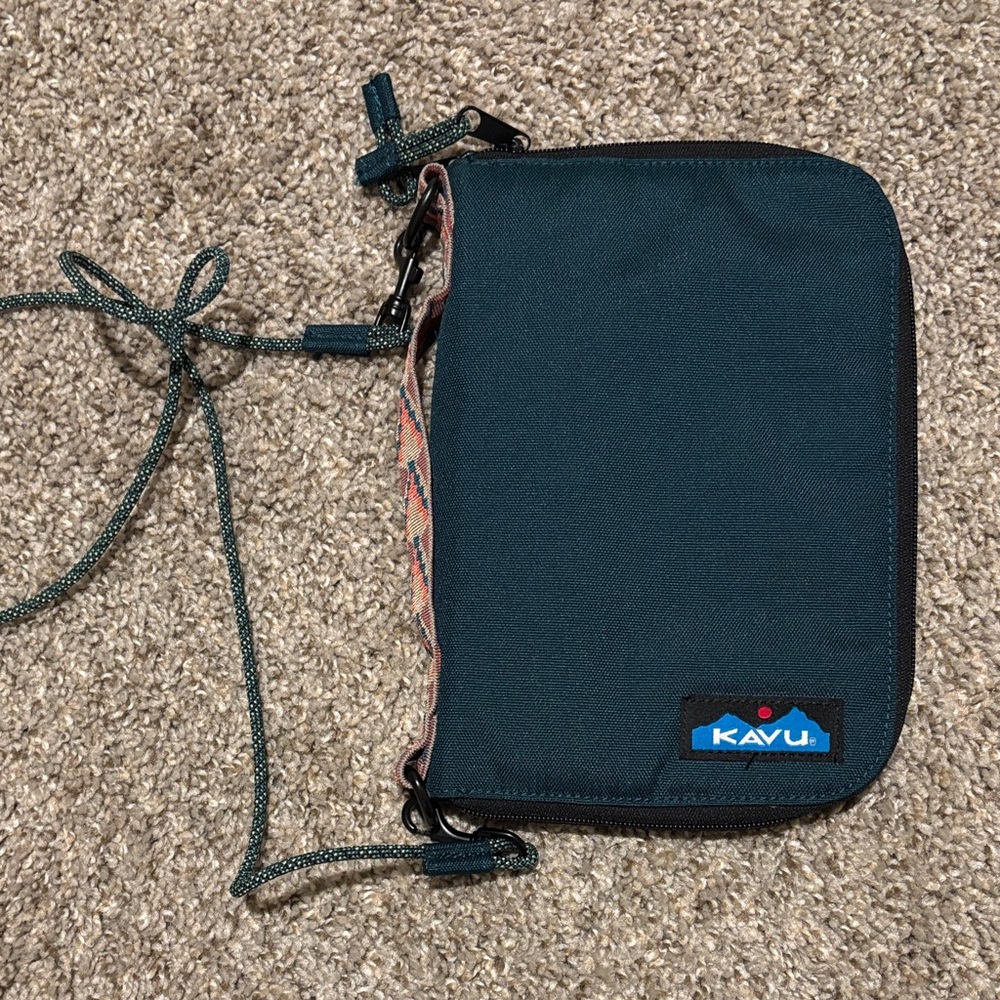 Kavu Crossbody Bag in Dark Teal and Multicolor